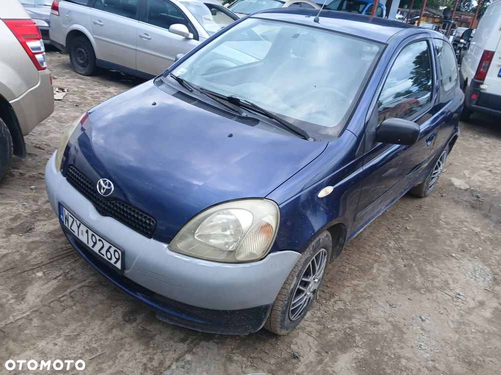 toyota yaris I 8p4 8s6 maska zderzak lampa grill błotnik drzwi zbiornik paliwa szyba lusterko - 2