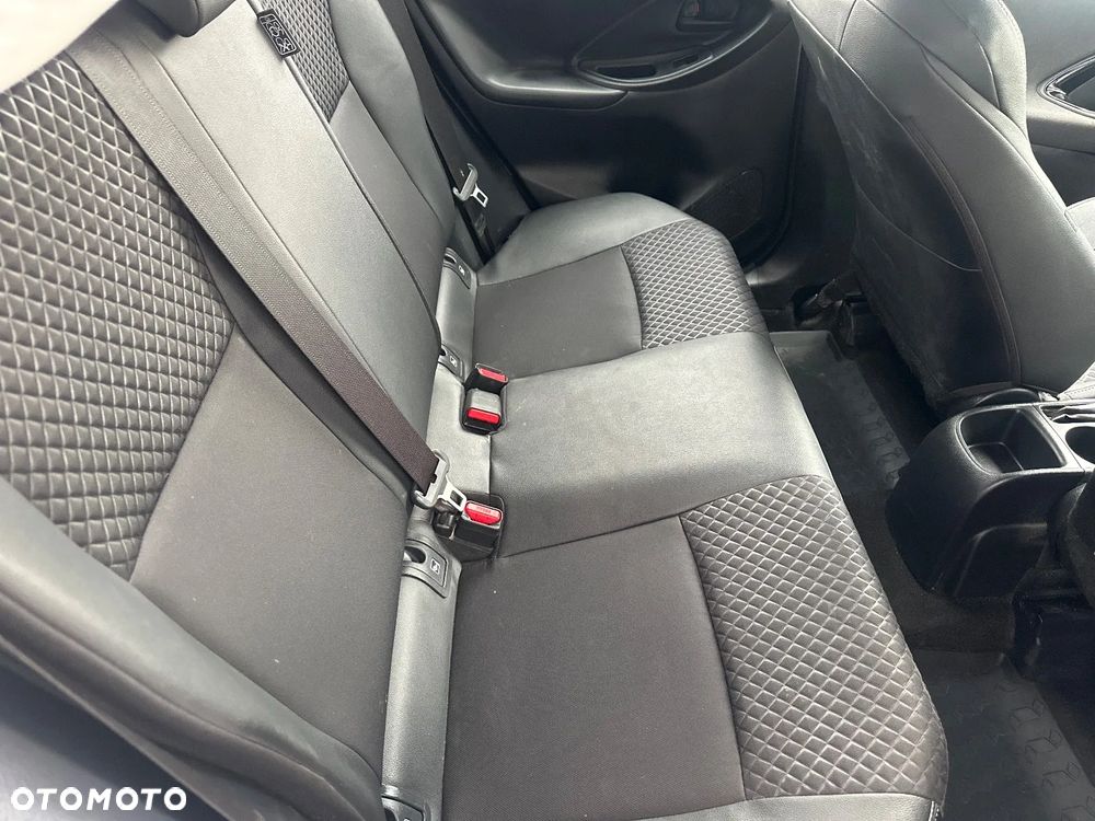 Toyota Yaris 1.5 Style - 31