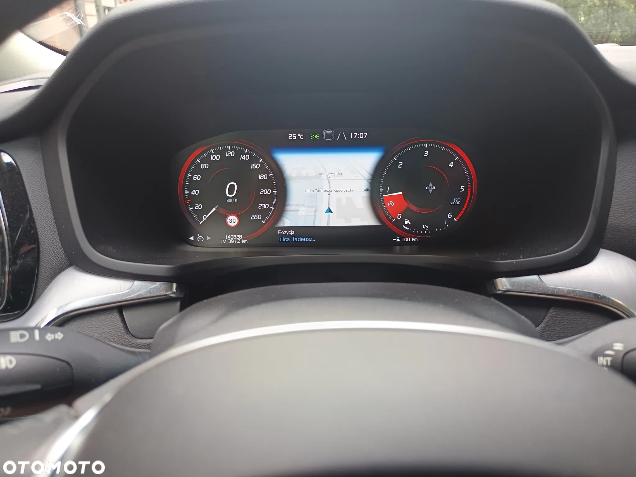 Volvo V60 D3 Momentum - 8