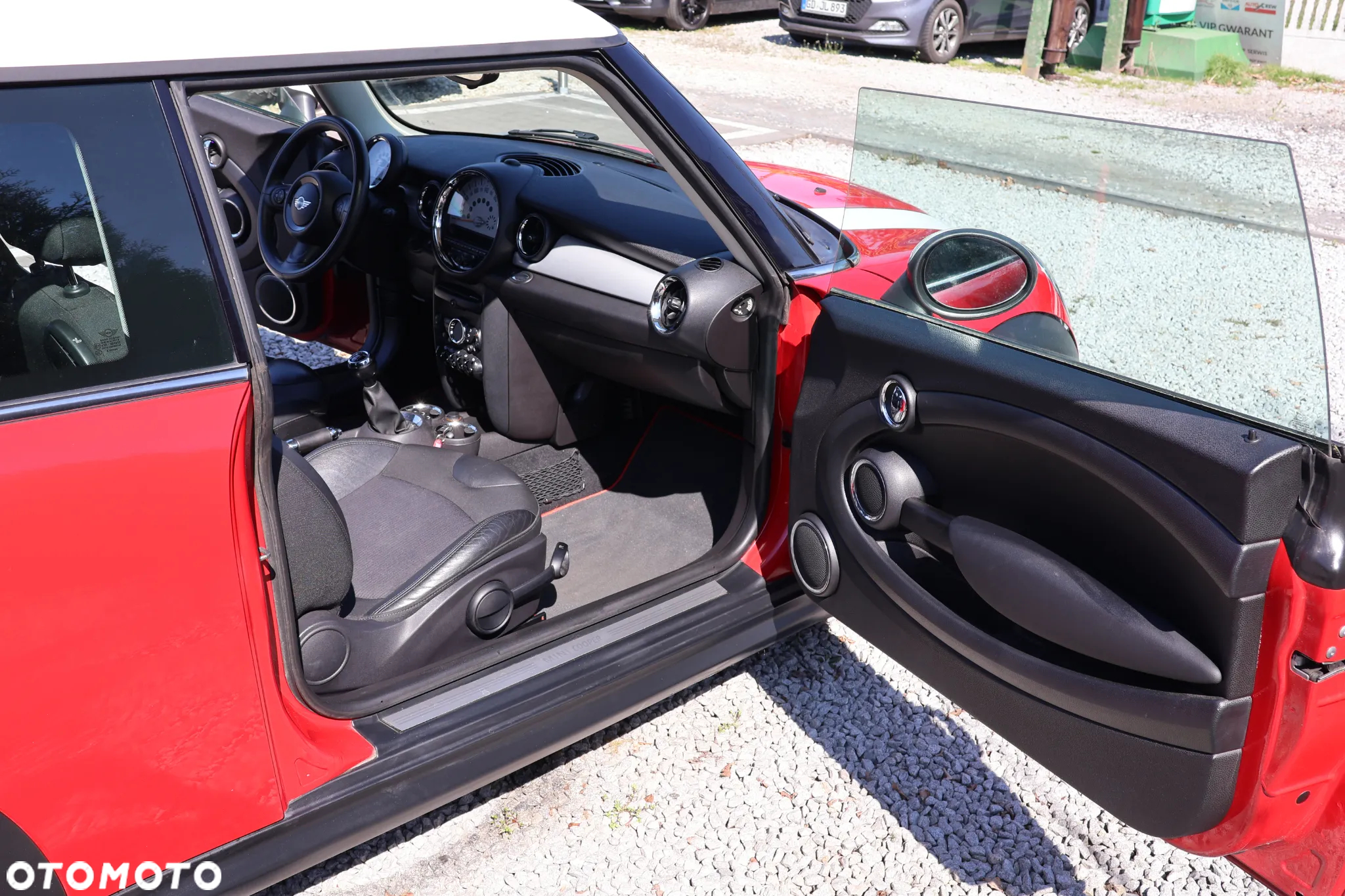 MINI Cooper Standard - 9