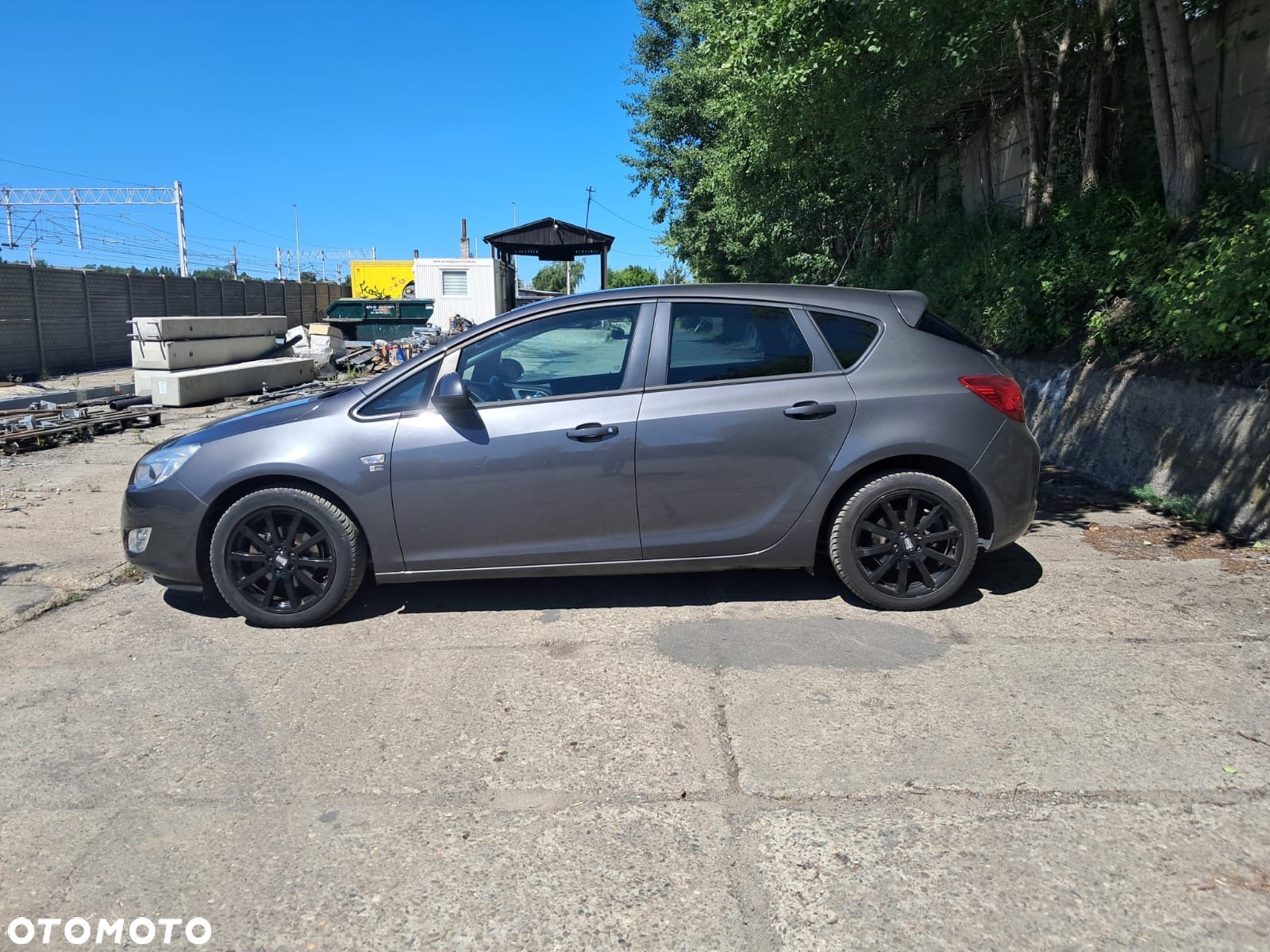 Opel Astra GTC 1.4 Turbo - 2
