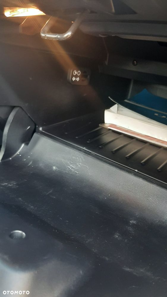 Kia Rio 1.2 Attract - 25