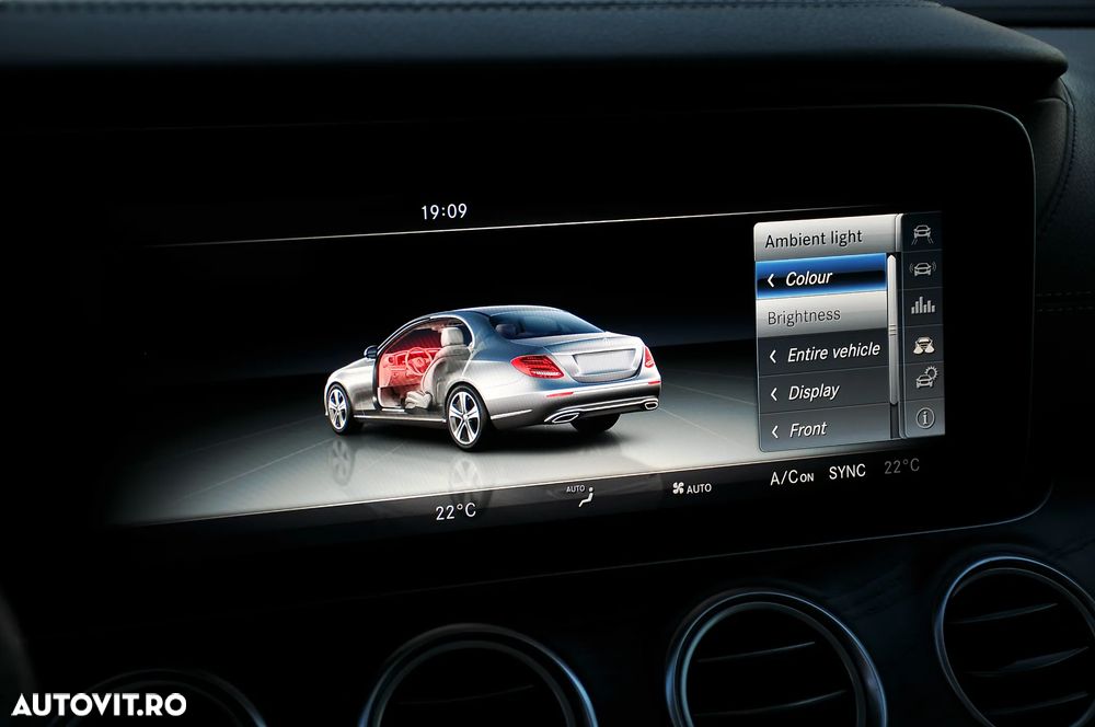 Mercedes-Benz E 220 d 4MATIC Aut. - 21