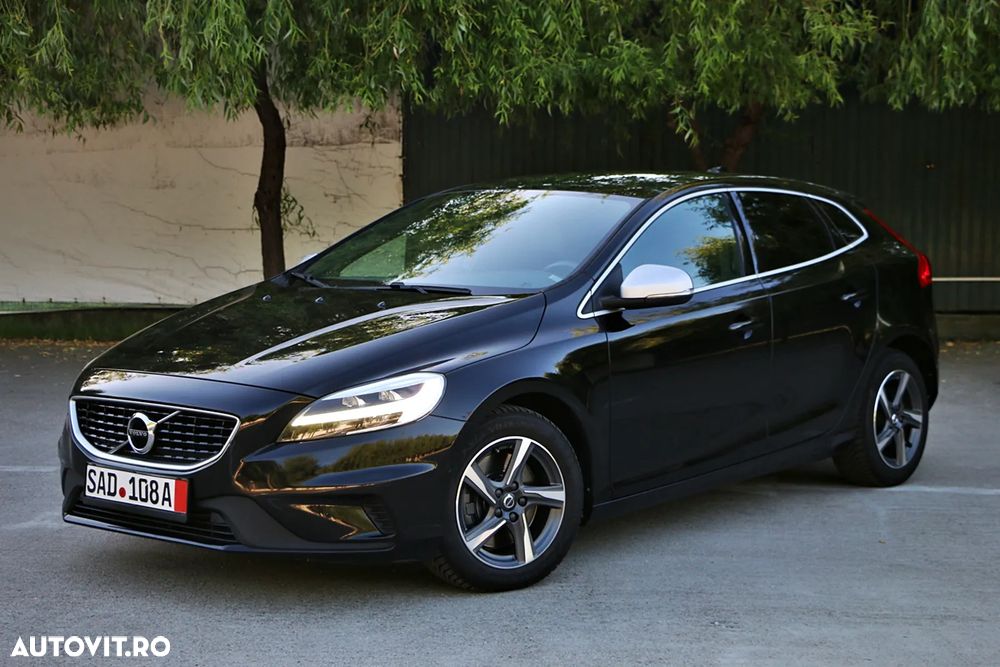 Volvo V40 D3 Aut. R-Design - 2