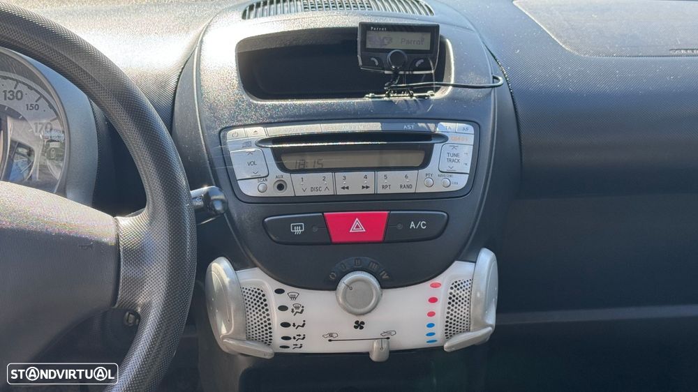 Peugeot 107 1.0 Active - 16