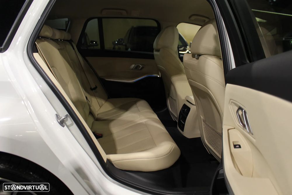 BMW 330 e Line Sport Auto - 21