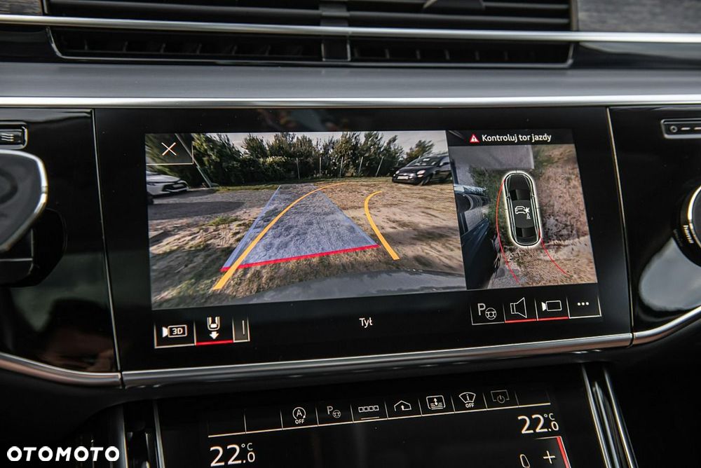 Audi A8 - 24