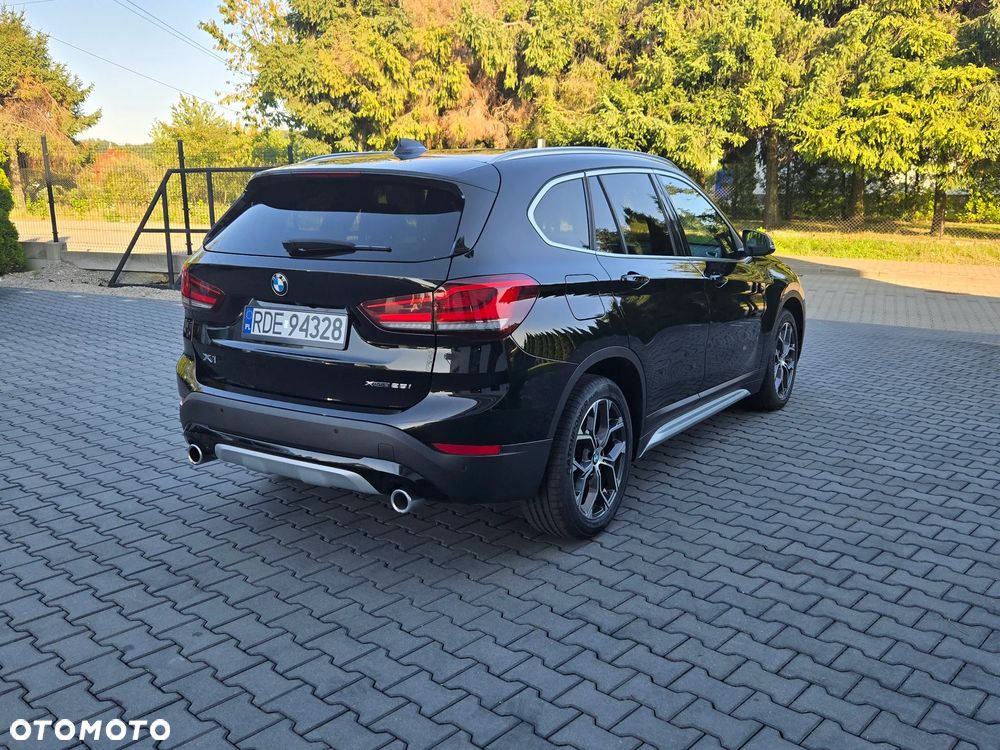 BMW X1 xDrive25i xLine - 10
