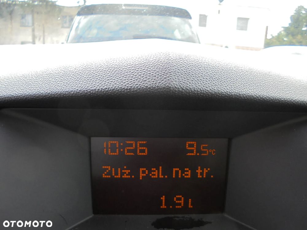 Opel Astra III 1.6 Cosmo - 36