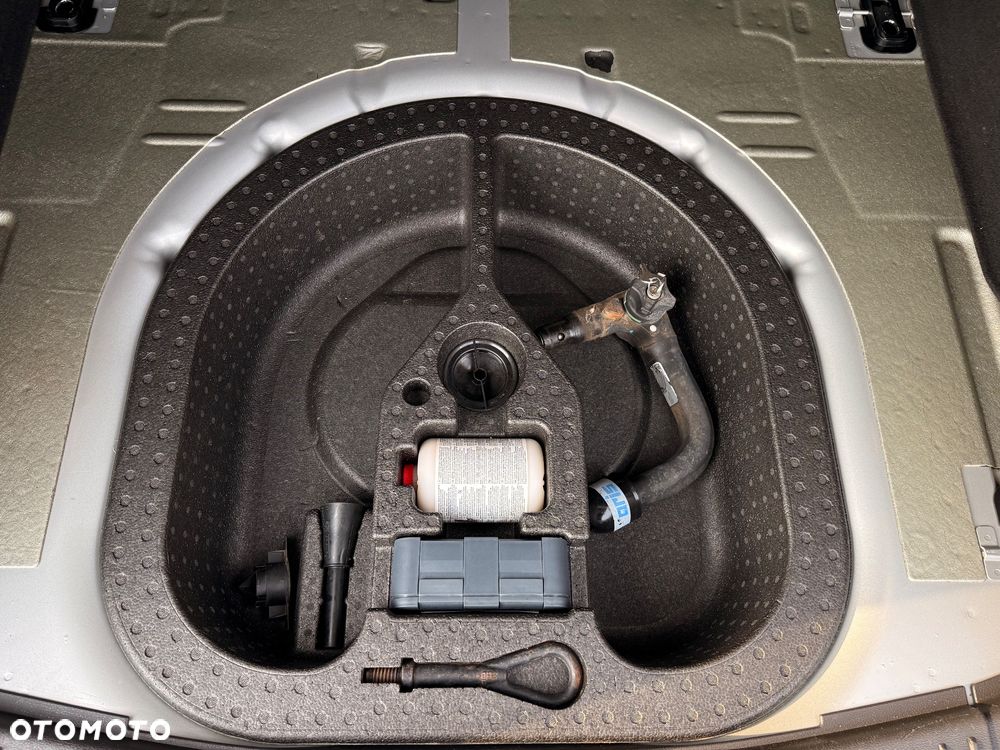 Ford Focus 1.6 EcoBoost Titanium - 36