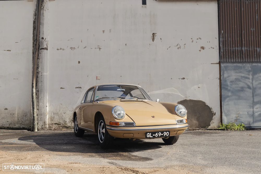 Porsche 911 Série F - 5