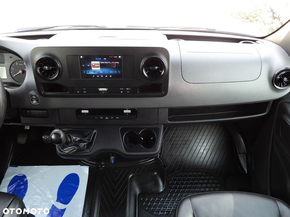 Mercedes-Benz SPRINTER 516 WYWROTKA PODWÓJNA KABINA DOKA 6 MIEJSC TEMPOMAT NAWIGACJA BLIŹNIACZE KOŁA KLIMATYZACJA  160KM - 33