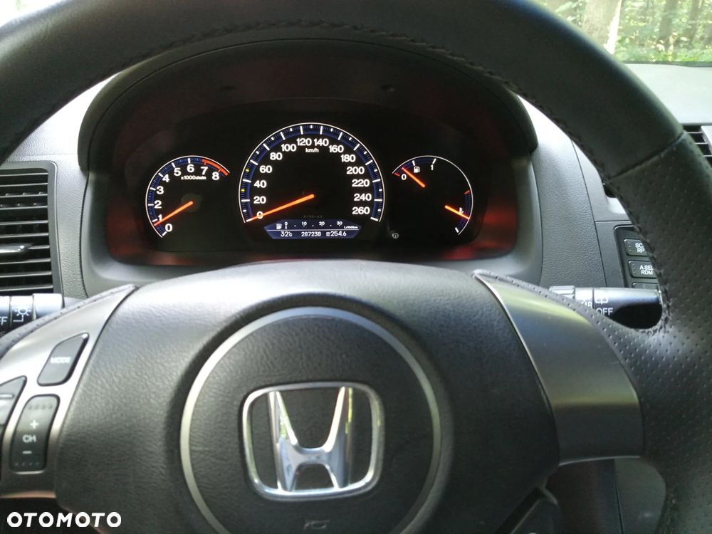 Honda Accord - 15