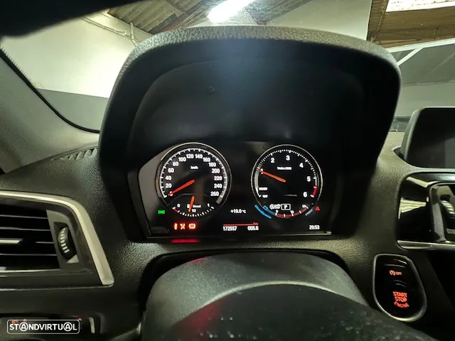 BMW 116 d Aut. Edition Colorvision - 7