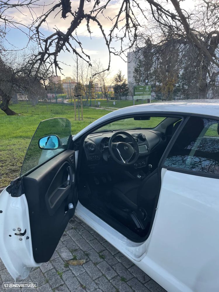 Alfa Romeo MiTo 0.9 T TwinAir Urban - 19