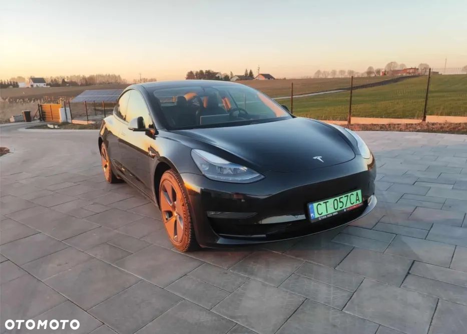 Tesla Model 3 Langstreckenbatterie Allradantrieb Dual Motor - 4