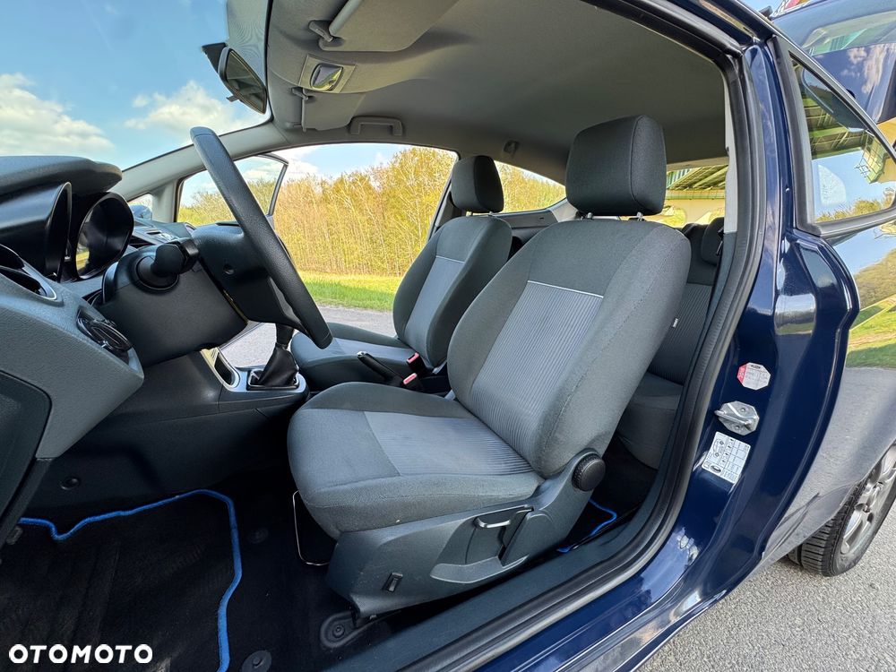 Ford Fiesta - 15