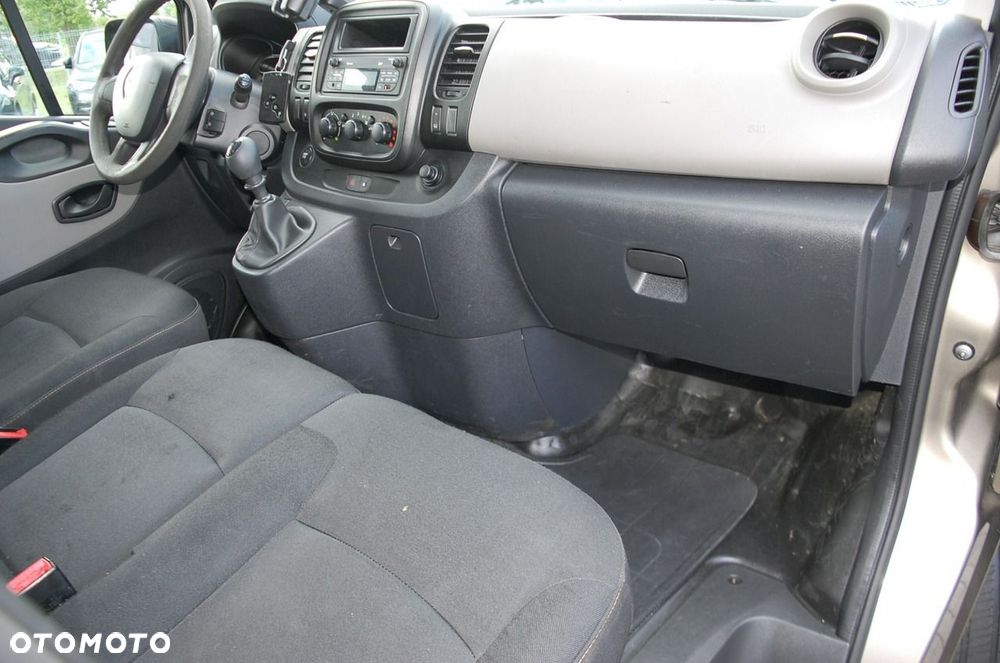 Renault Trafic - 7