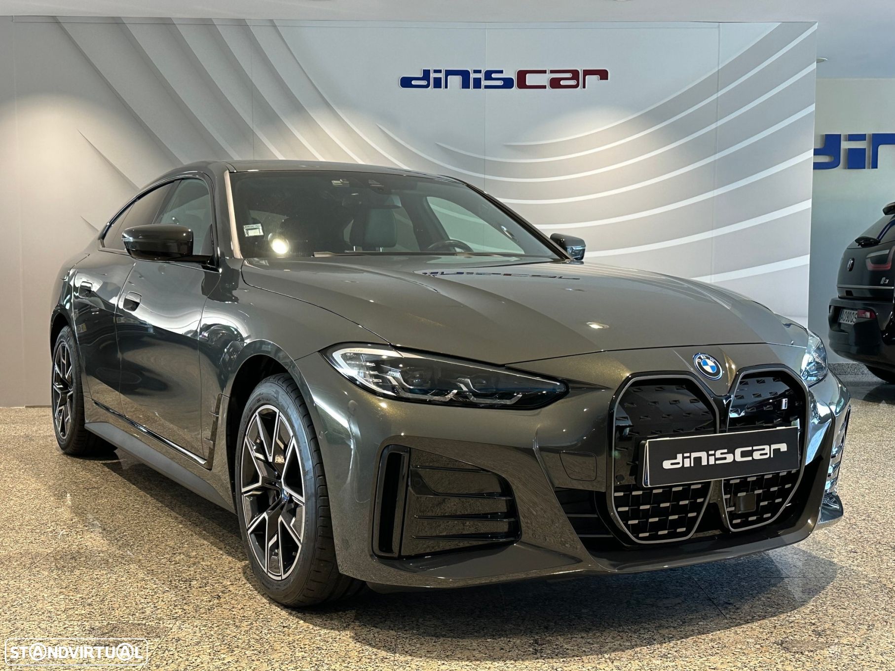 BMW i4 eDrive40 Desportiva M - 1