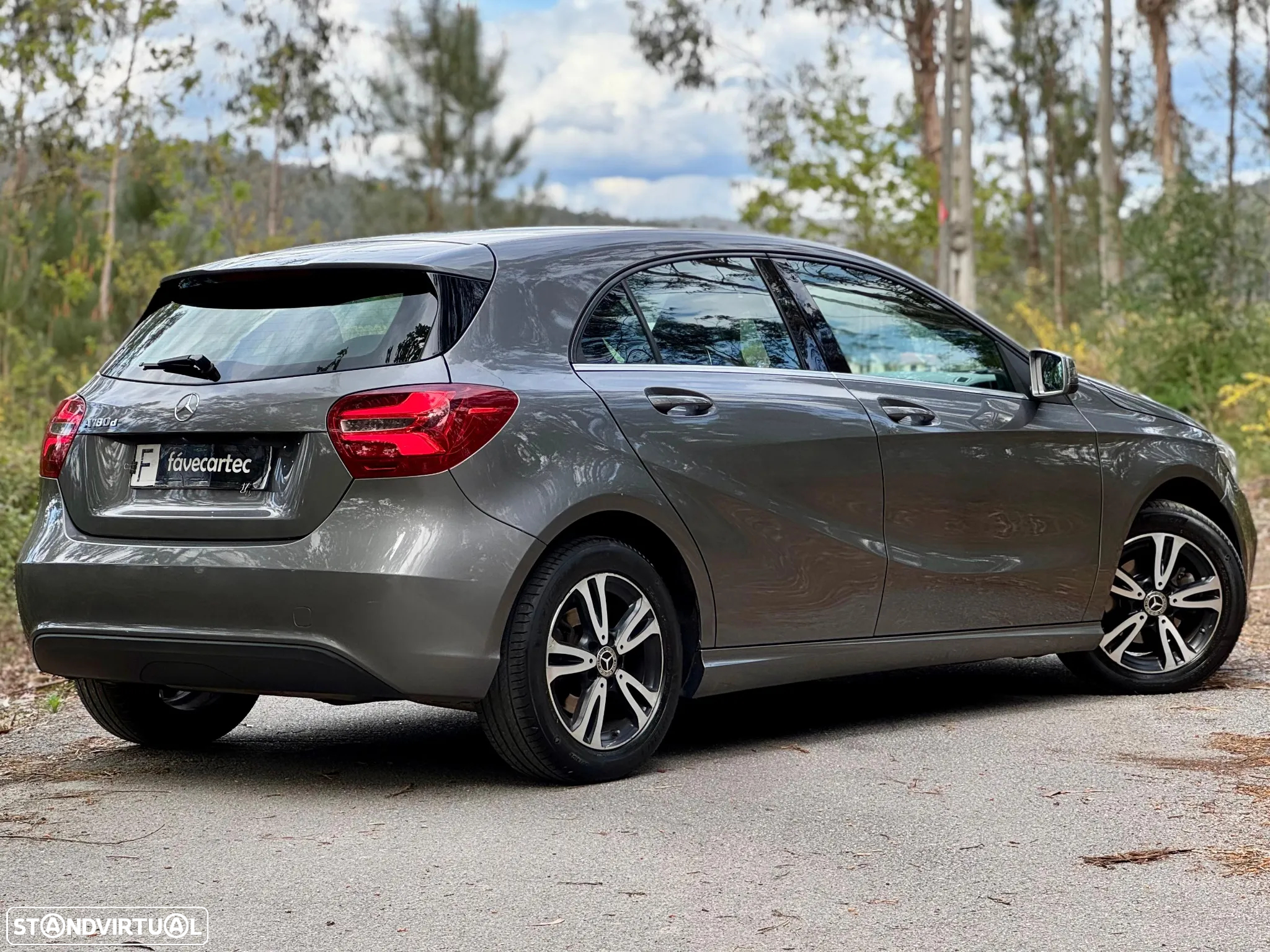 Mercedes-Benz A 180 CDI 7G-DCT Urban - 18
