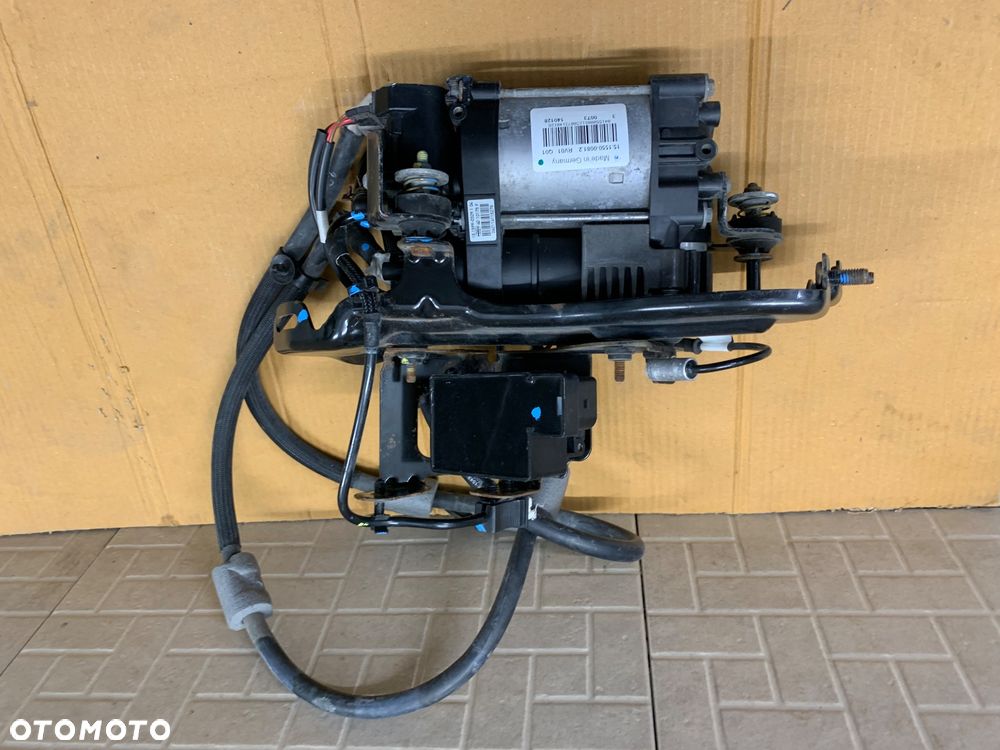 Jeep Grand Cherokee lV wk2 Lift Kompresor Zawieszenia Pneumatycznego 68041137AG - 1