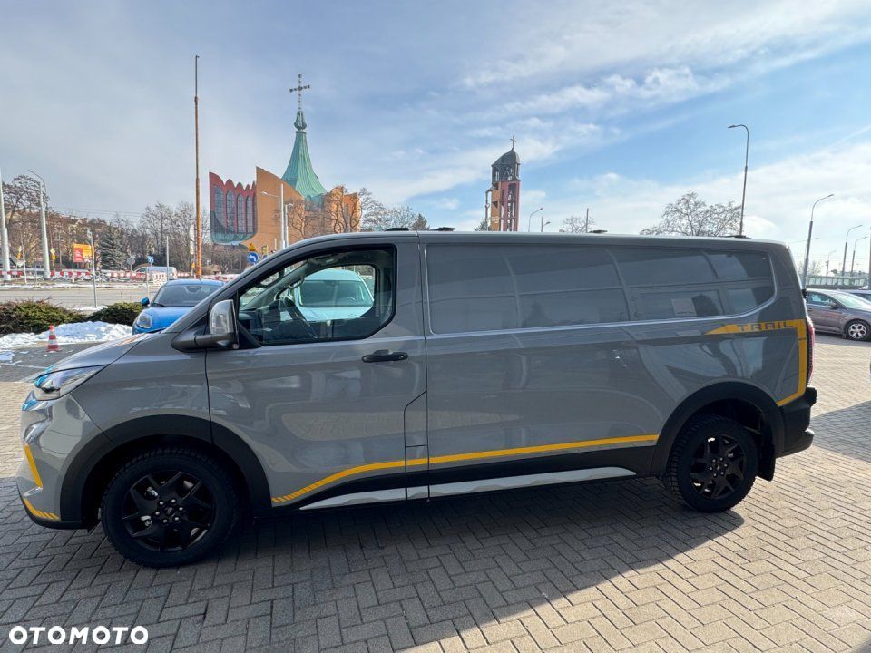 Ford Transit Custom - 8