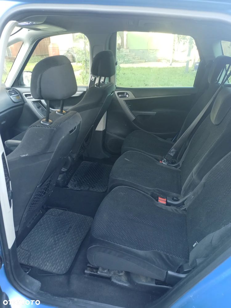 Citroën C4 1.6 HDi Impress - 8