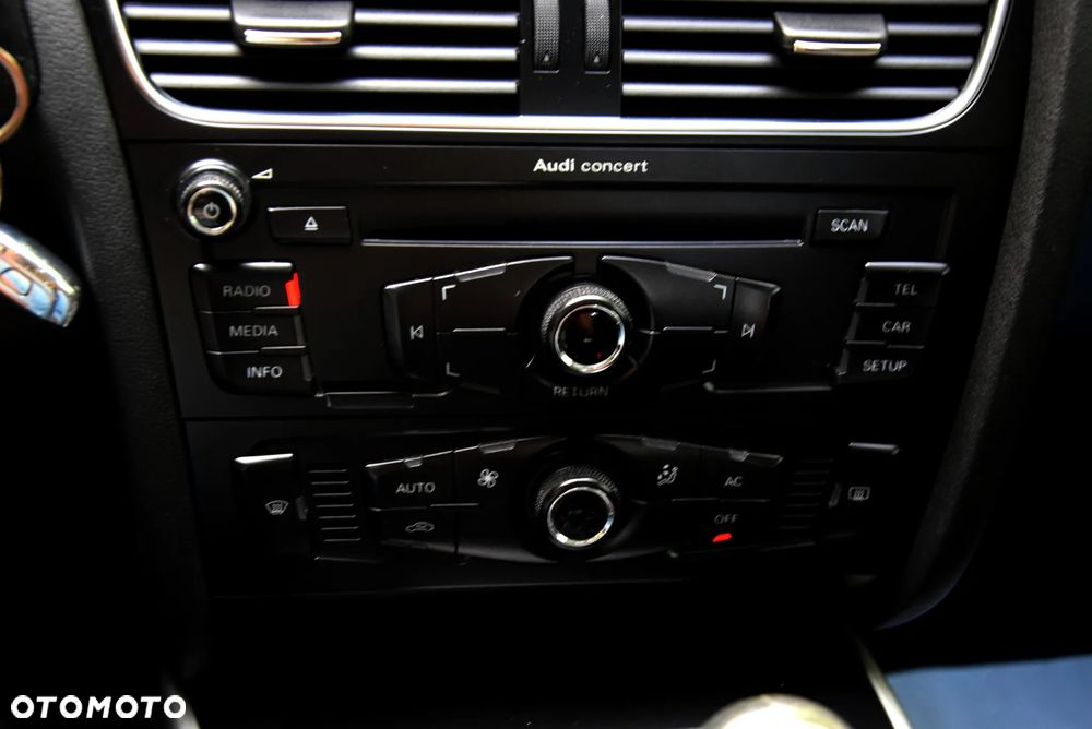 Audi A4 2.0 TDI Quattro - 15