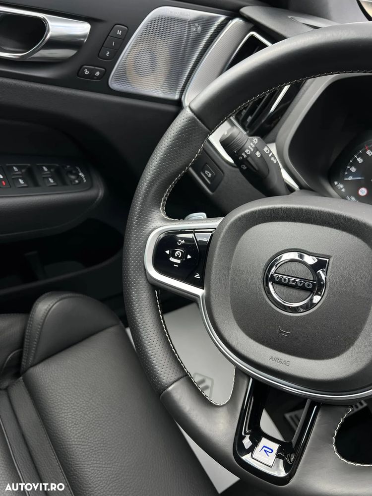 Volvo XC 60 D5 AWD R-Design - 23