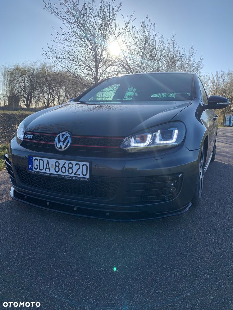 Volkswagen Golf 2.0 TSI GTI DSG - 3