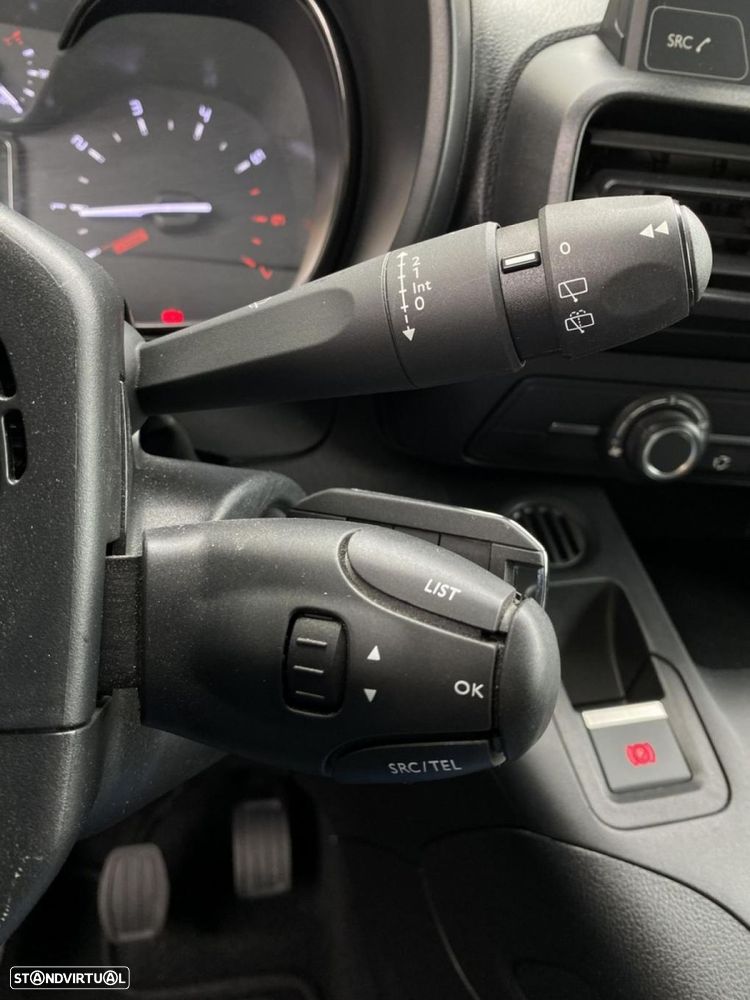 Citroën Berlingo Van 1.5 BlueHdi M 4D 102 HP - 24