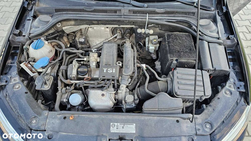 Volkswagen Jetta - 7