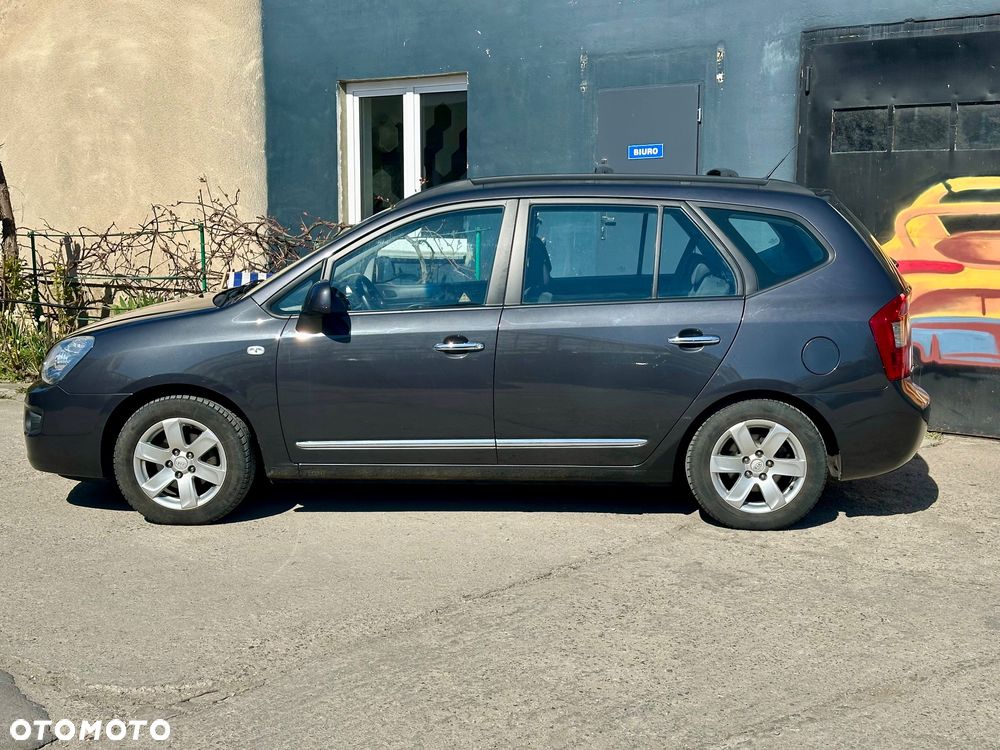 Kia Carens 2.0 CVVT Spirit - 3