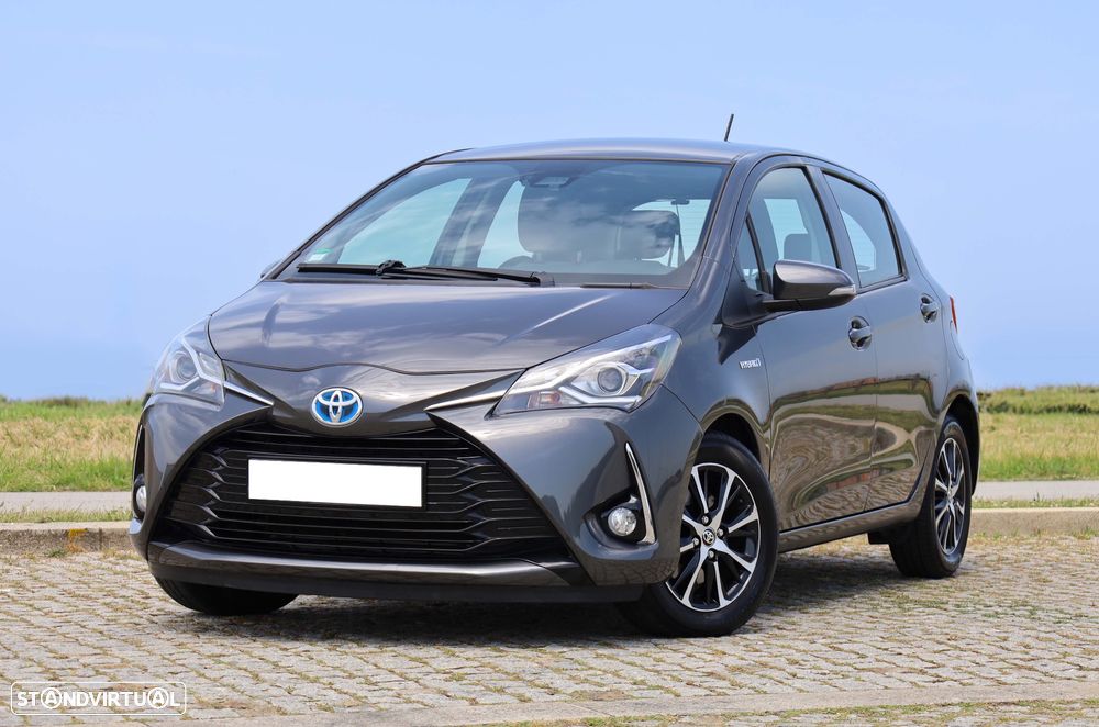 Toyota Yaris 1.5 HSD Comfort +P.Style+P.Techno - 5