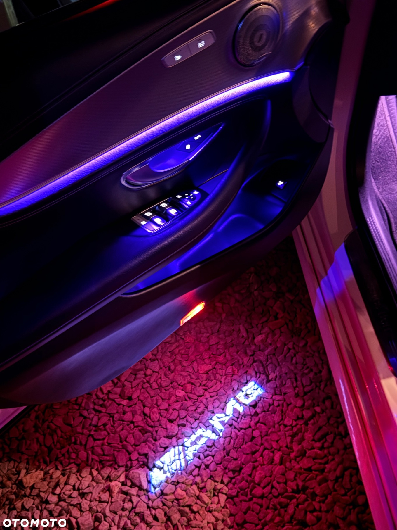 Mercedes-Benz Klasa E 200 9G-TRONIC - 12