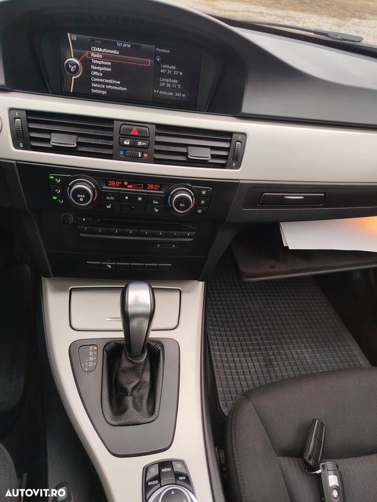 BMW Seria 3 320i Aut. Edition Exclusive - 13