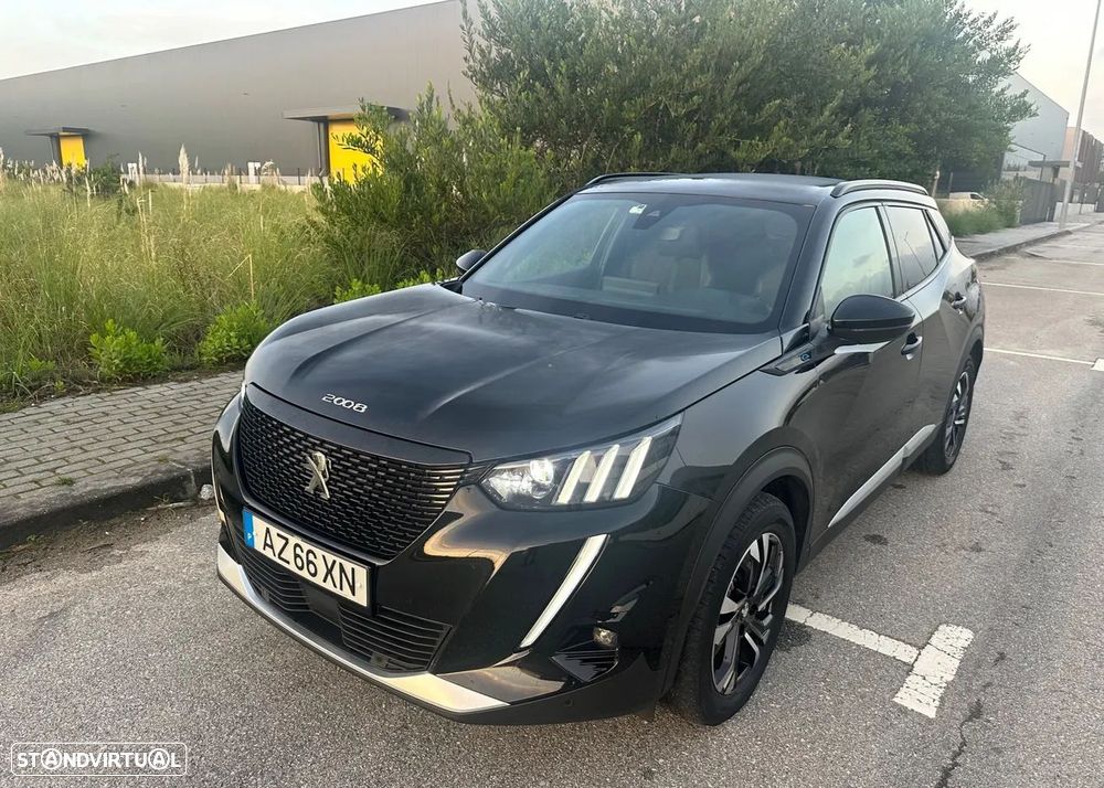 Peugeot e-2008 GT Pack - 3