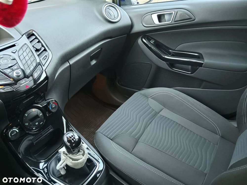 Ford Fiesta - 6