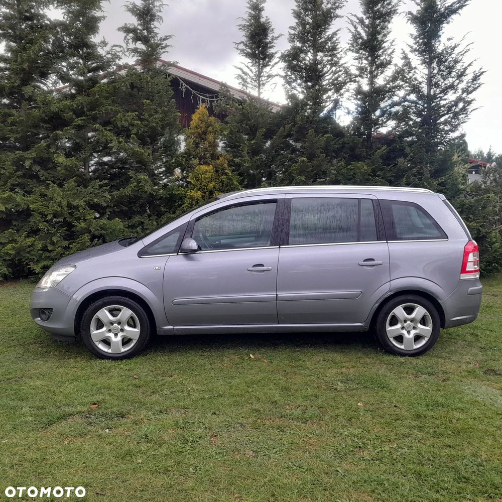 Opel Zafira 1.7 CDTI Cosmo - 2