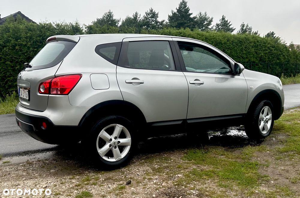Nissan Qashqai 1.6 visia - 16