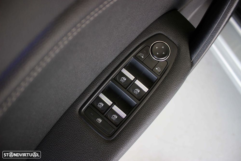 Renault Captur 1.0 TCe Exclusive - 12