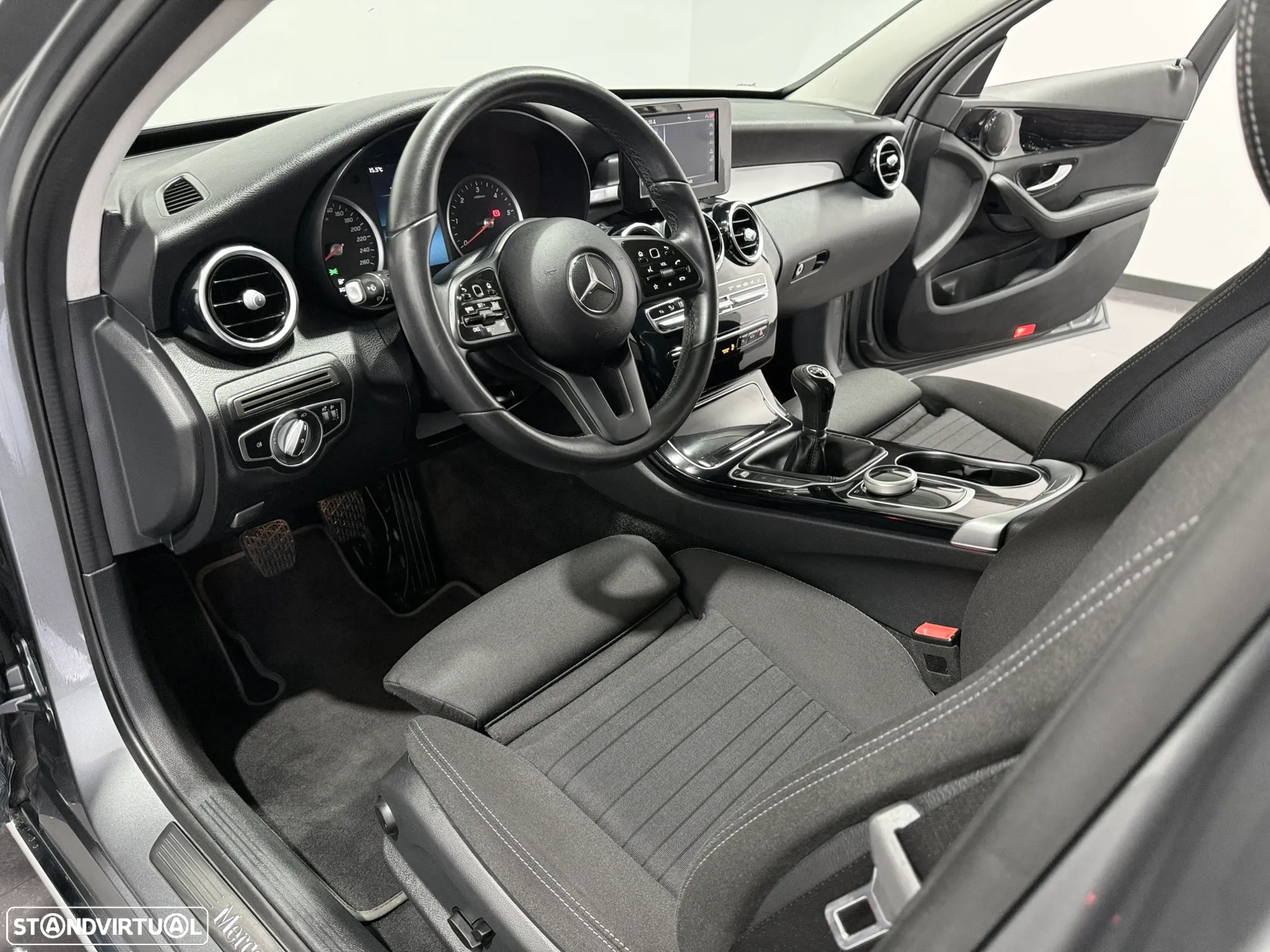 Mercedes-Benz C 200 d Business Solutions - 19
