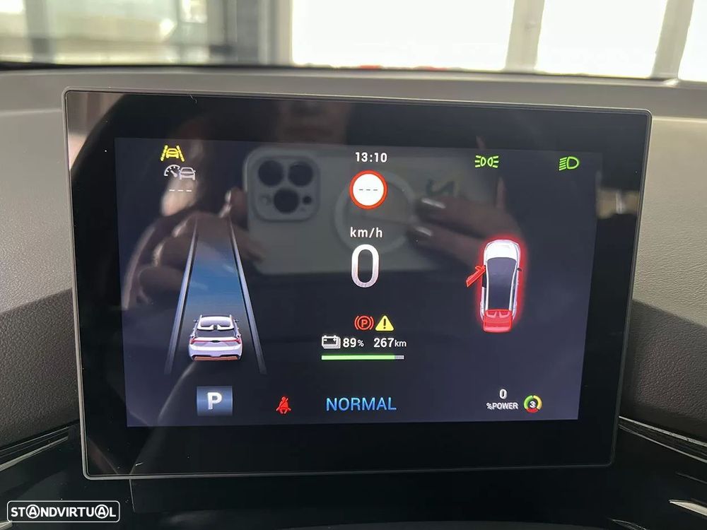 MG MG4 4 Standard - 13