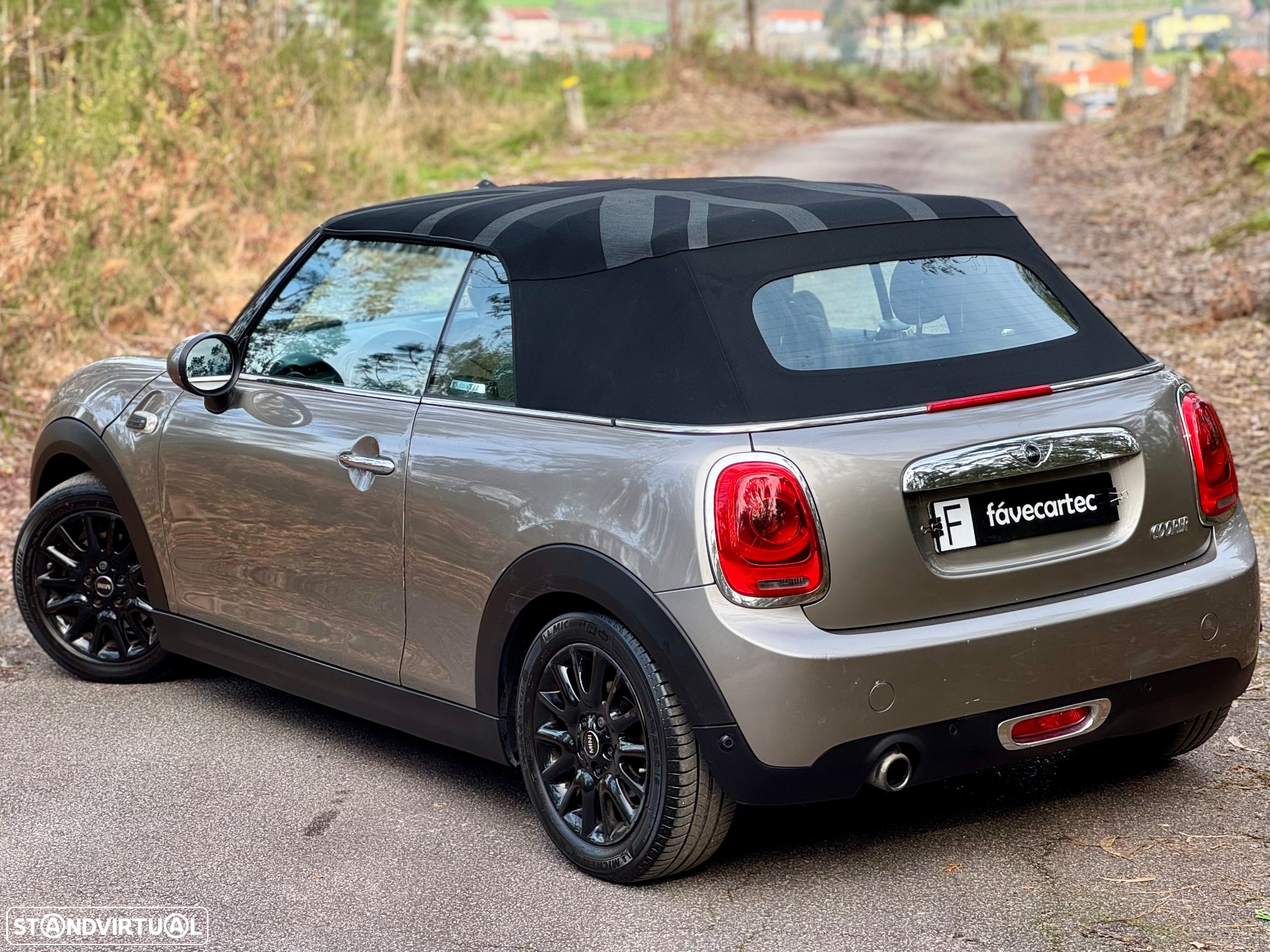 MINI Cabrio Cooper Aut. JCW - 44