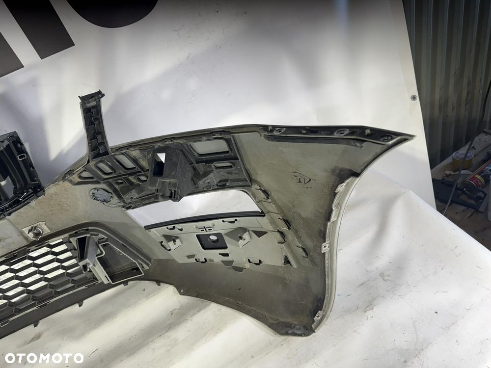 Skoda Octavia III FL RS Zderzak Przód Przedni LF7A 4xPDC SPRYSK 5E0807221AA - 8