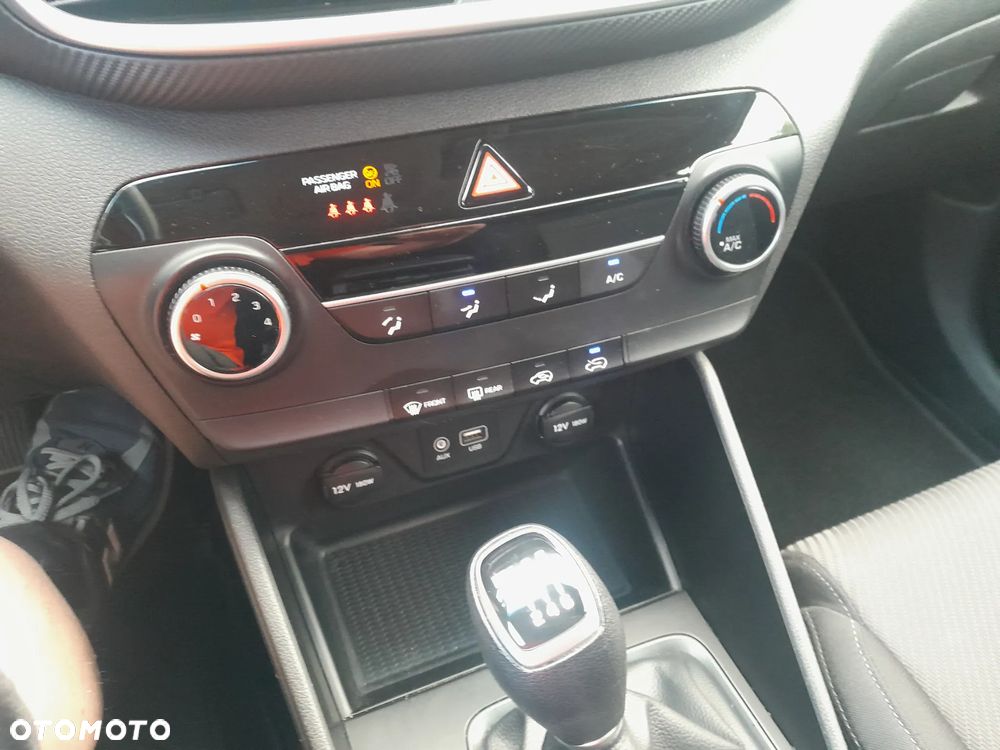 Hyundai Tucson 1.6 CRDi 2WD Trend - 16
