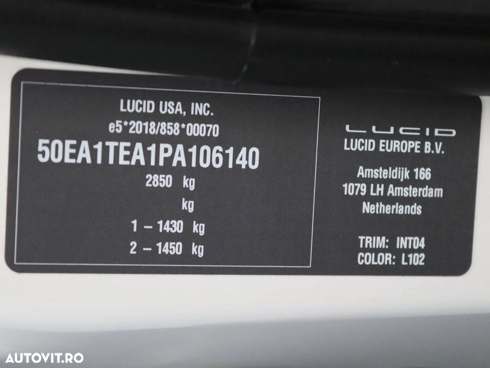 Lucid Air AWD Touring - 17