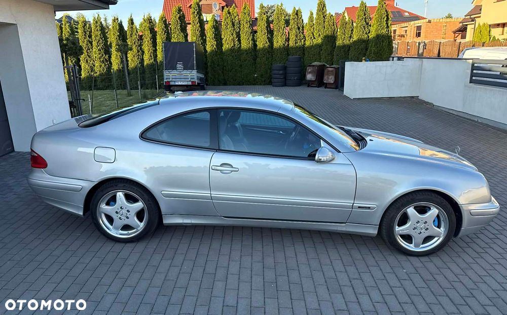 Mercedes-Benz CLK - 2