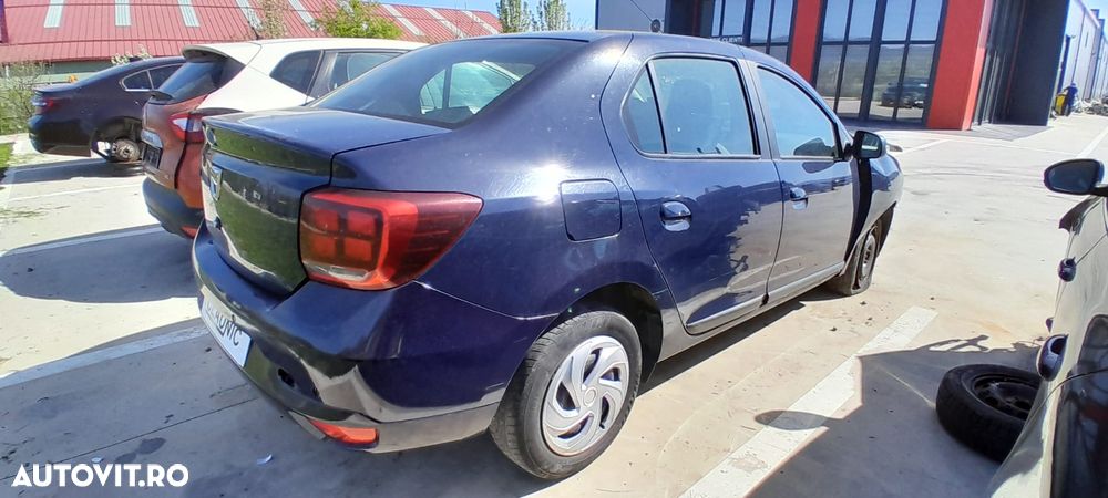 Dezmembram Dacia Logan 2 0.9 TCE H4B 408 - 8