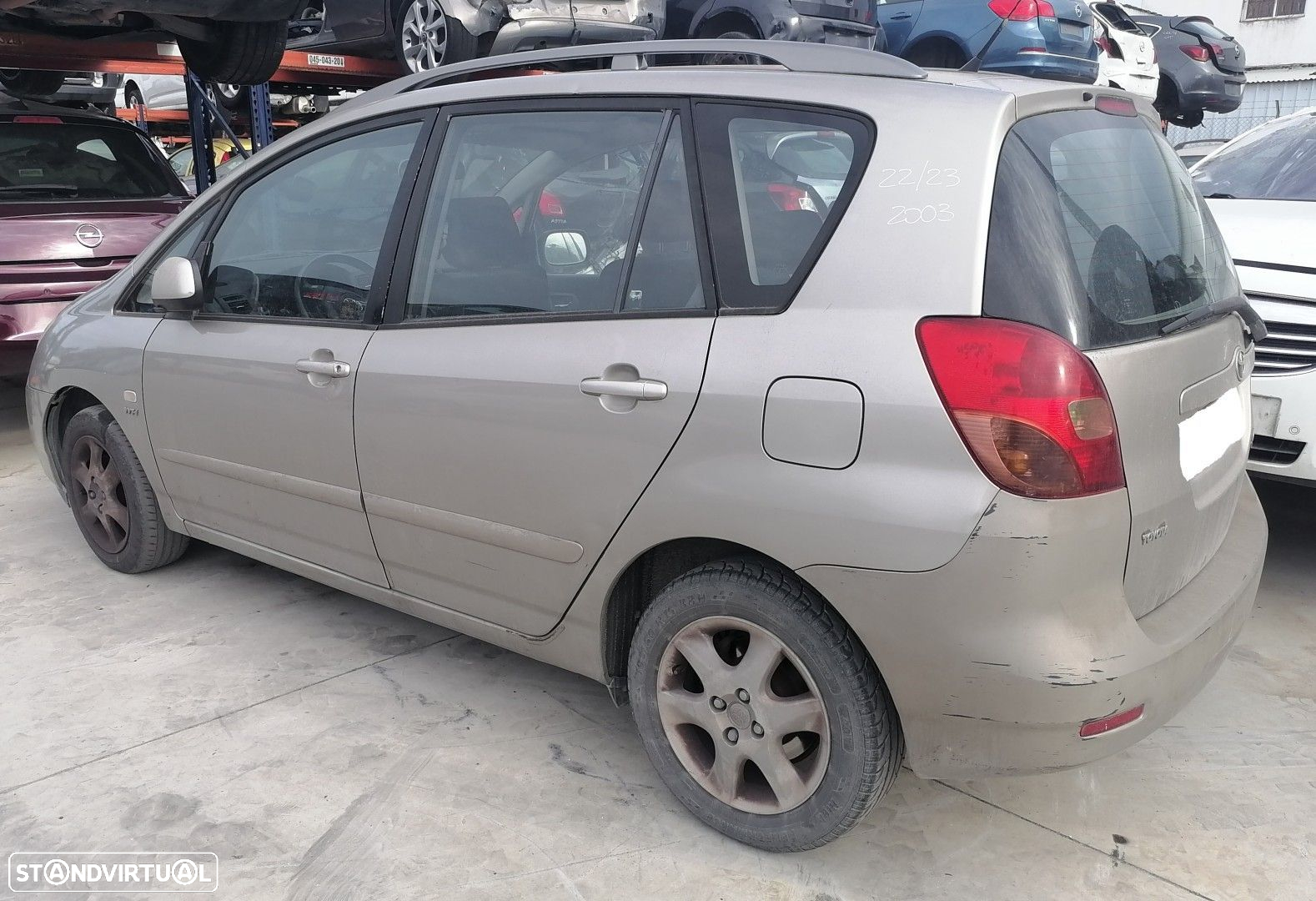 Peças Toyota Corolla Verso (E12) 2001 a 2004 - 4